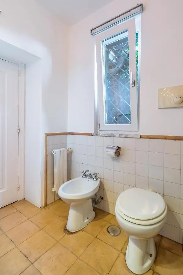 Attico Cedronio con vista mare by Wonderful Italy Appartamento Napoli